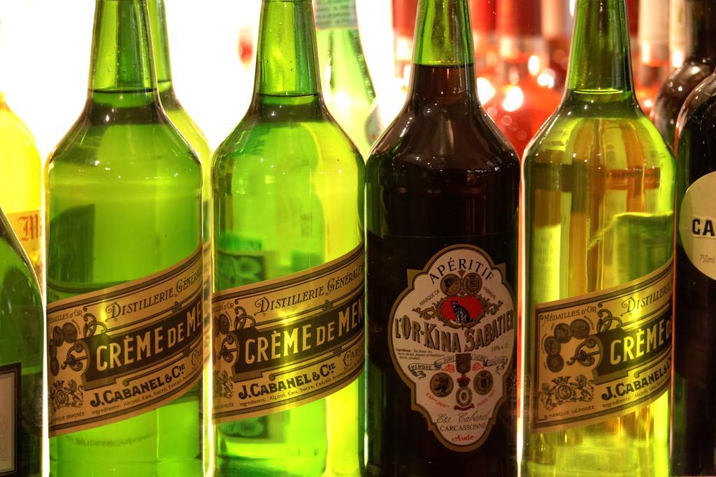 卡苏莱逸轩酒店 卡斯泰尔诺达里 外观 照片